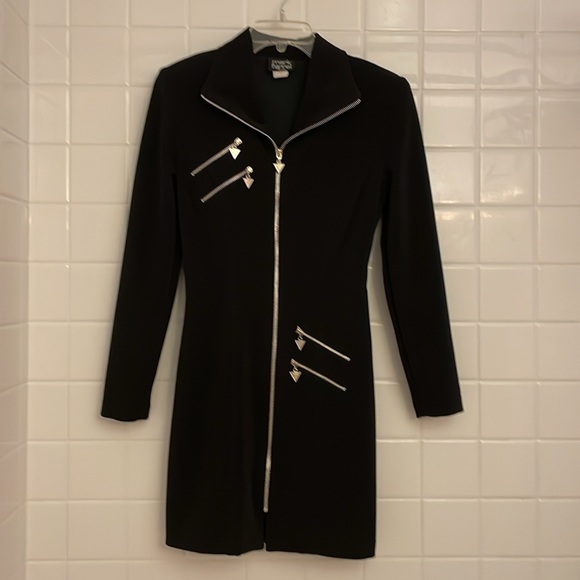 Mark Farrel New York, long sleeves dress, size S. Black, front zipper closure - Picture 15 of 17